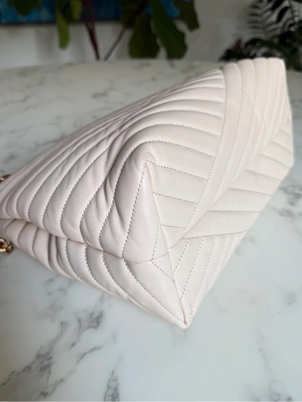 Tory Burch excellent she
